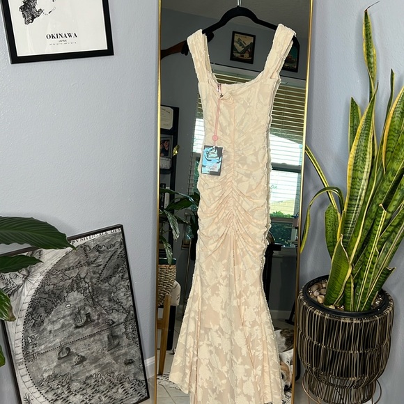 cesca vintage cream floral maxi dress 'Cesca' Vintage Cream Floral Maxi Dress